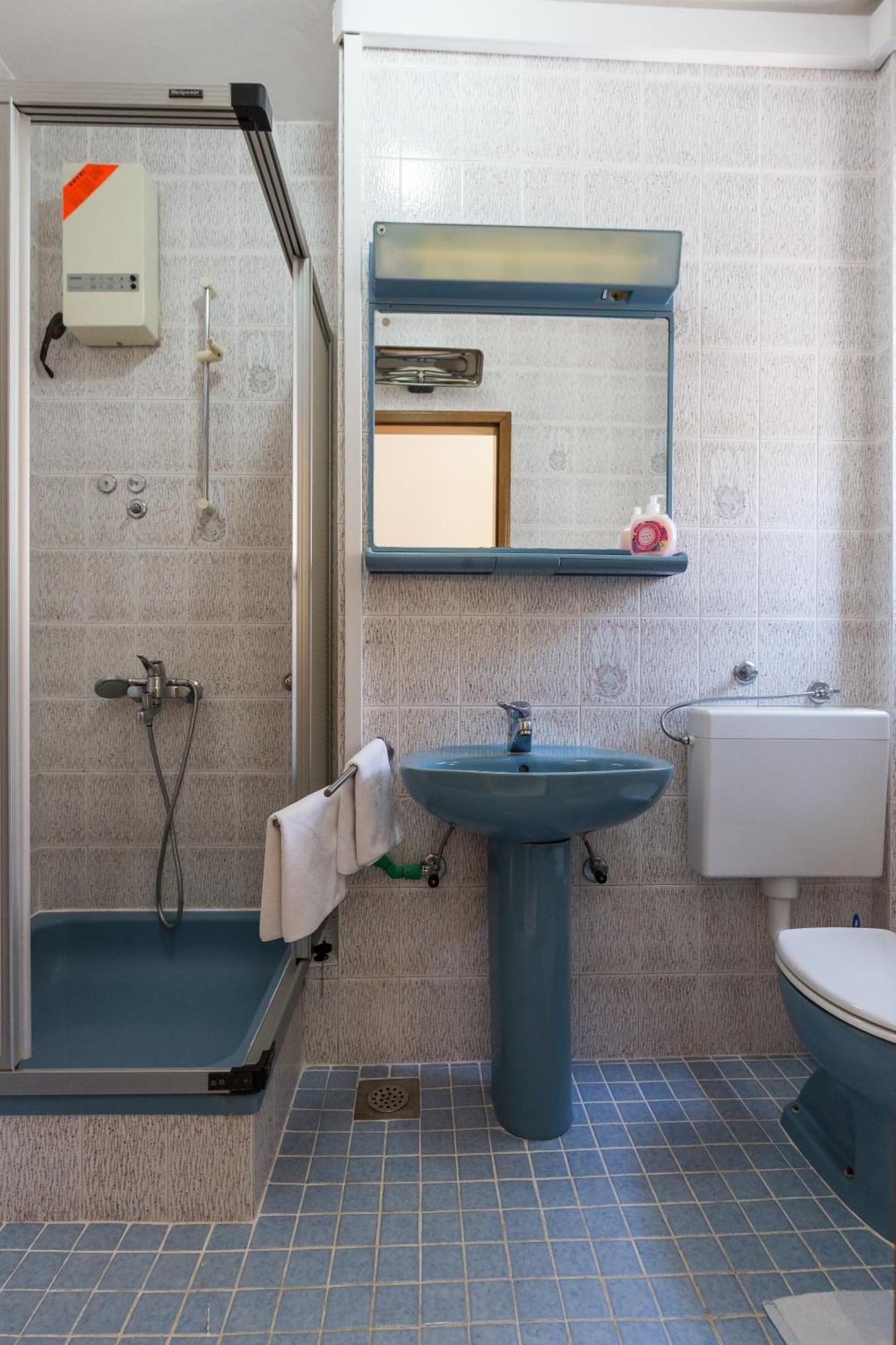 Apartments Kisic Млини Стая снимка